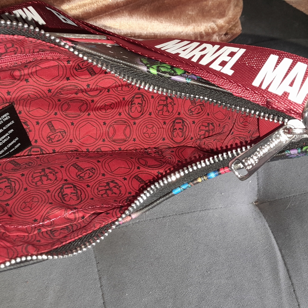 Marvel Loungefly Black and Red Superhero Bag  With Coin Pouch NWOT - Picture 7 of 12